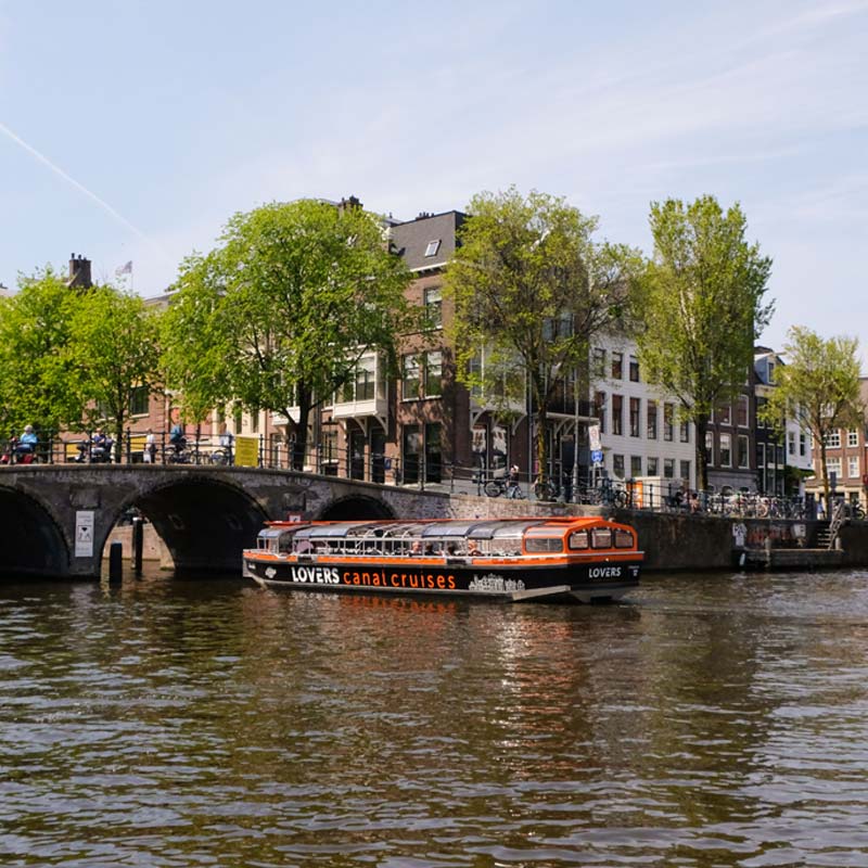 Semi Open Boat